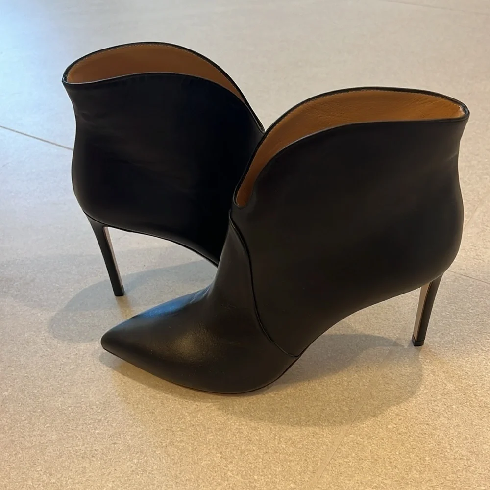 Francesco Russo Ankle Booties! NWT!